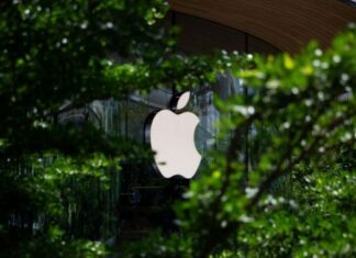 Apple против Samsung: названы самые ожидаемые смартфоны 2022 года