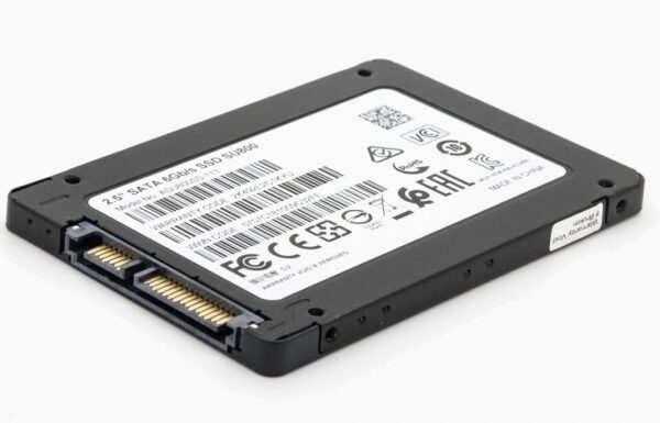 PCI-Express SSD та SATA SSD: що краще?