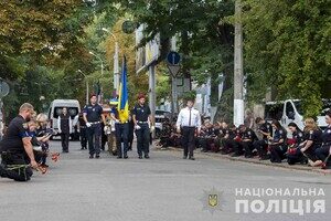 В Одессе простились с полицейским, который погиб на фронте В Одессе простились с полицейским, который погиб на фронте