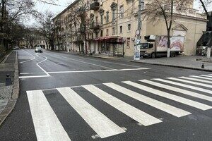 В центре Одессы появились велодорожка и дорожная разметка