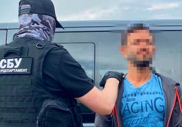 В Одессе задержали пророссийского блогера, который был "правой рукой" Стремоусова В Одессе задержали пророссийского блогера, который был "правой рукой" Стремоусова