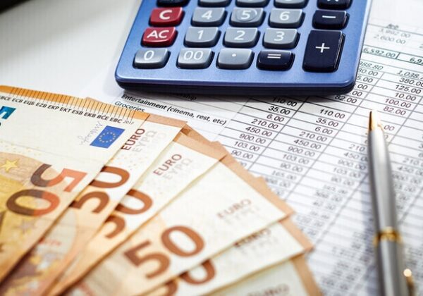 Курс валют в Украине 7 апреля 2024: сколько стоит доллар и евро