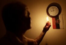 Как будут отключать свет в Одессе и области в субботу: графики