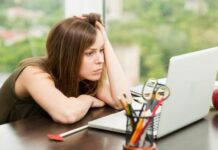 Роботи стає менше, приріст спостерігається тільки в одній сфері