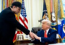 «На самом деле он не уходит»: Трамп об уходе Маска