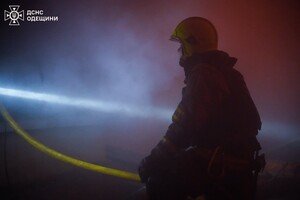 Ночной обстрел Одессы: получили повреждения дома, травмировались люди Ночной обстрел Одессы: получили повреждения дома, травмировались люди